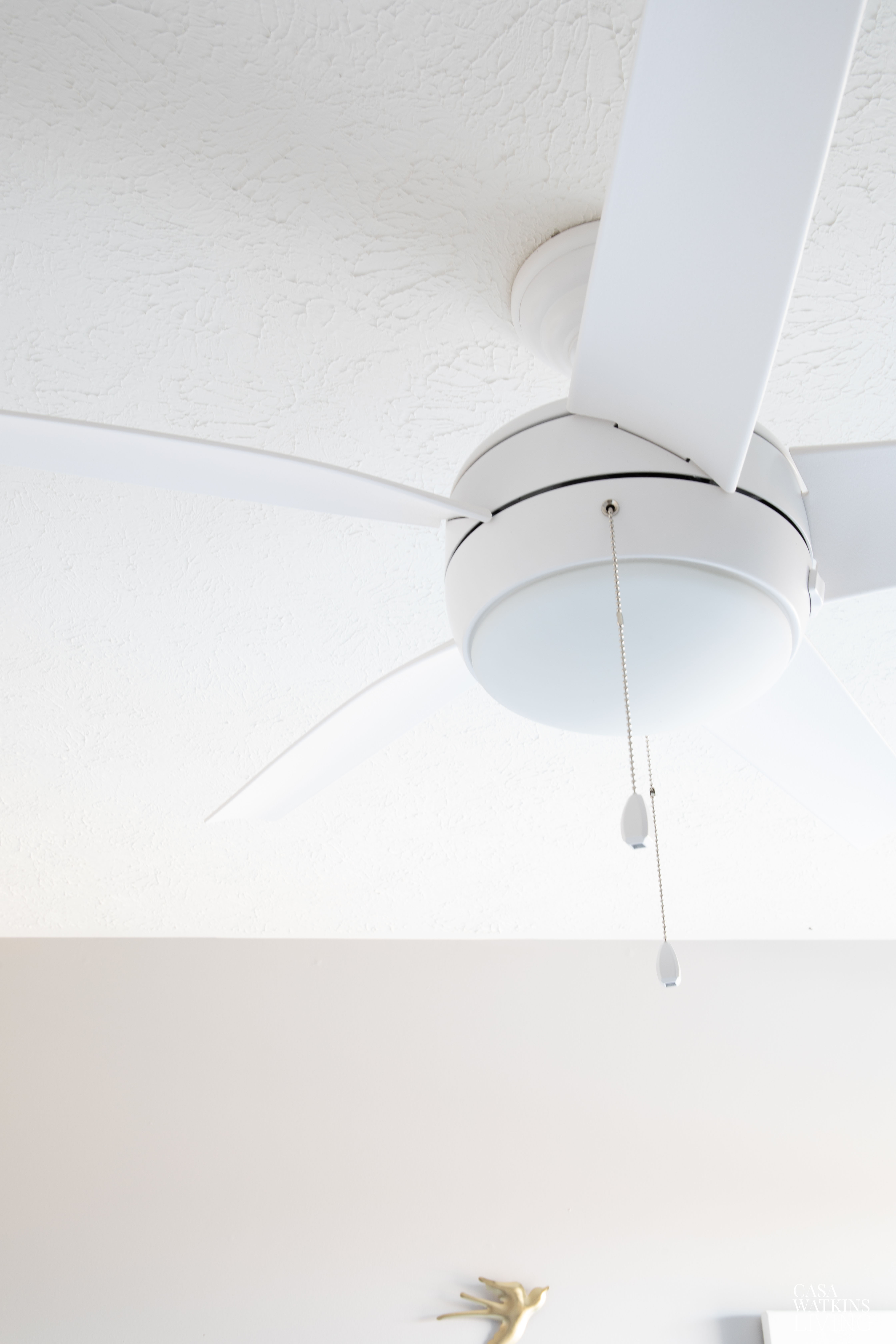 White Modern Ceiling Fan Casa Watkins Living   White Modern Ceiling Fan 